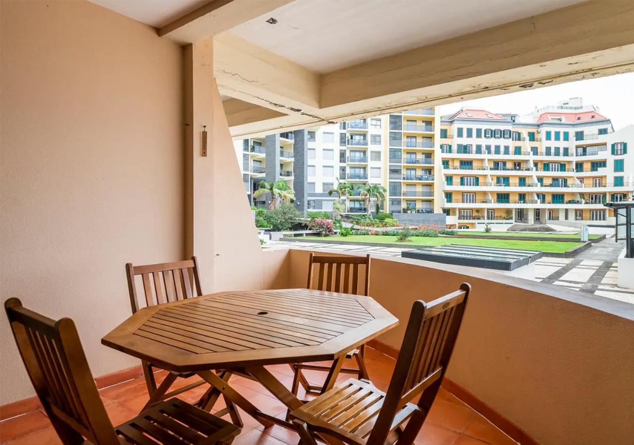 Lovely 1-Bedroom Apartment With Parking Ocean View Funchal  Extérieur photo